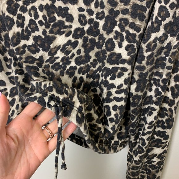 NEW Nordstrom leopard print crop drawstring waist hoodie medium - Picture 2 of 6
